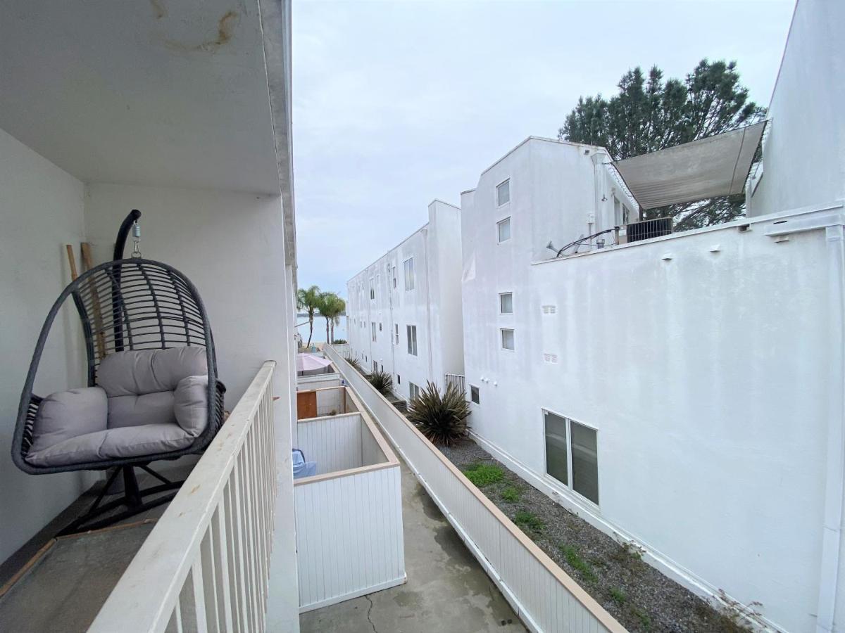 Beach Front Bungalow At Pacific Beach San Diego Exterior photo